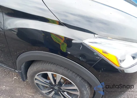 2018 Nissan Kicks Sv z USA, uszkodzony, nr VIN 3N1CP5CU2JL541496